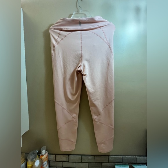 Free People Movement Pink Leggings W/ Tie SZ LG NWT - Picture 5 of 12
